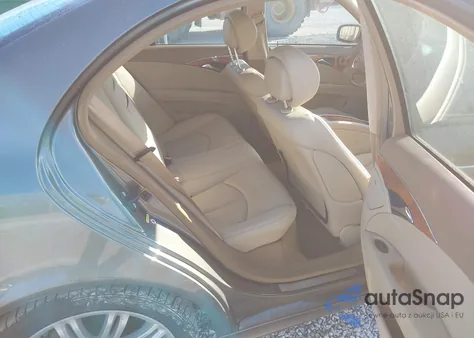 2008 Mercedes-Benz E 350 4Matic z USA, uszkodzony, nr VIN WDBUF87X08B334237